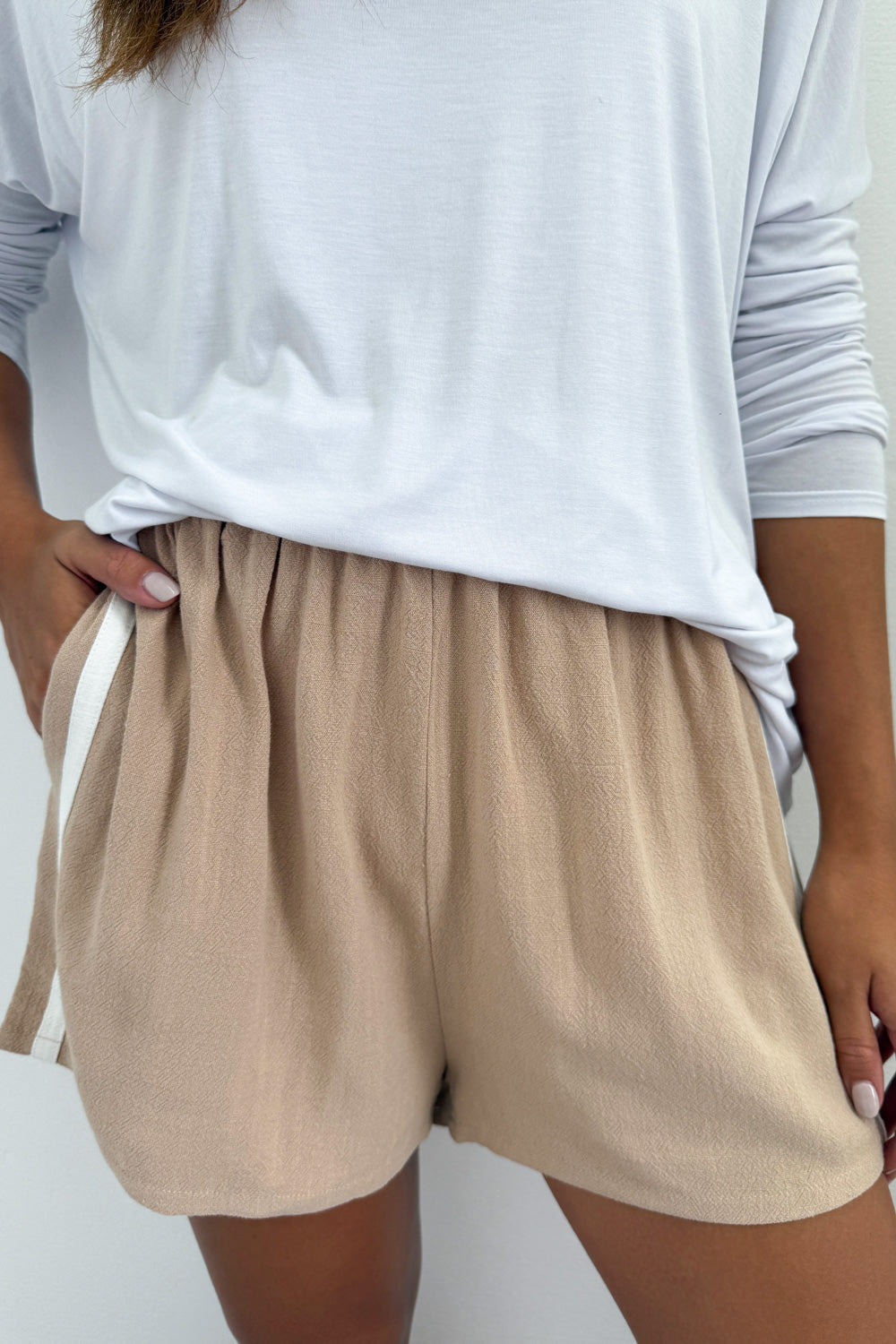 Courtney Dame Shorts i Hør – Sommerlige og Luftige Shorts med Elastisk Talje og Løs Pasform
