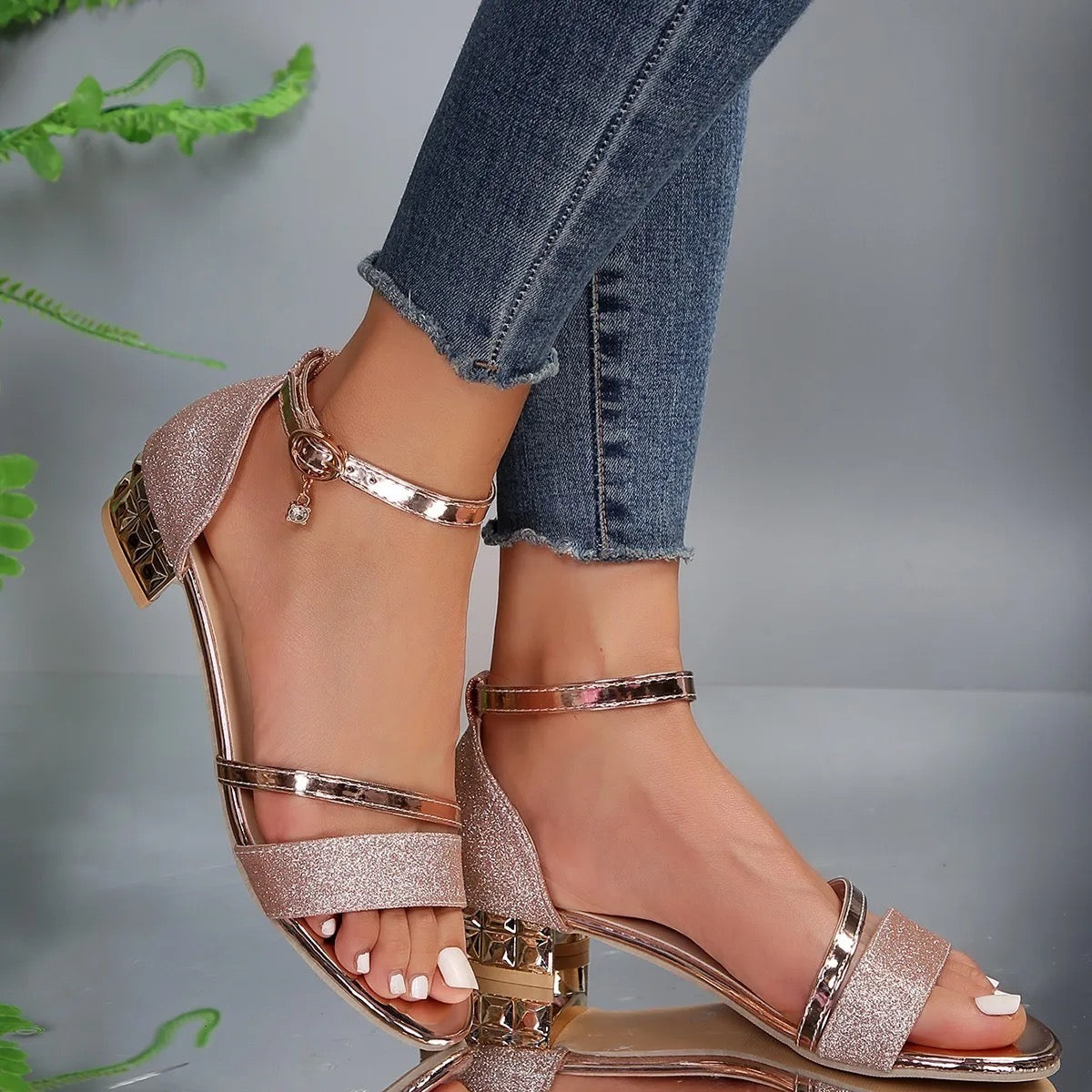 Lori Dames Sandaler – Komfortable Sommertøfler med Ergonomisk Sål & Støttende Design