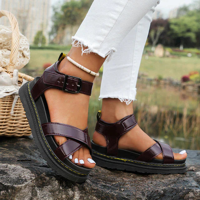 Lilly Kilehæl Sandaler til Kvinder – Trendy Mules med Justerbar Ankelrem & Komfortabel Sål