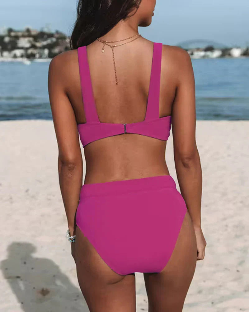 Tyra Høj Talje Bikini til Kvinder – Tidløst Design & Komfortabel Pasform til Strand og Pool