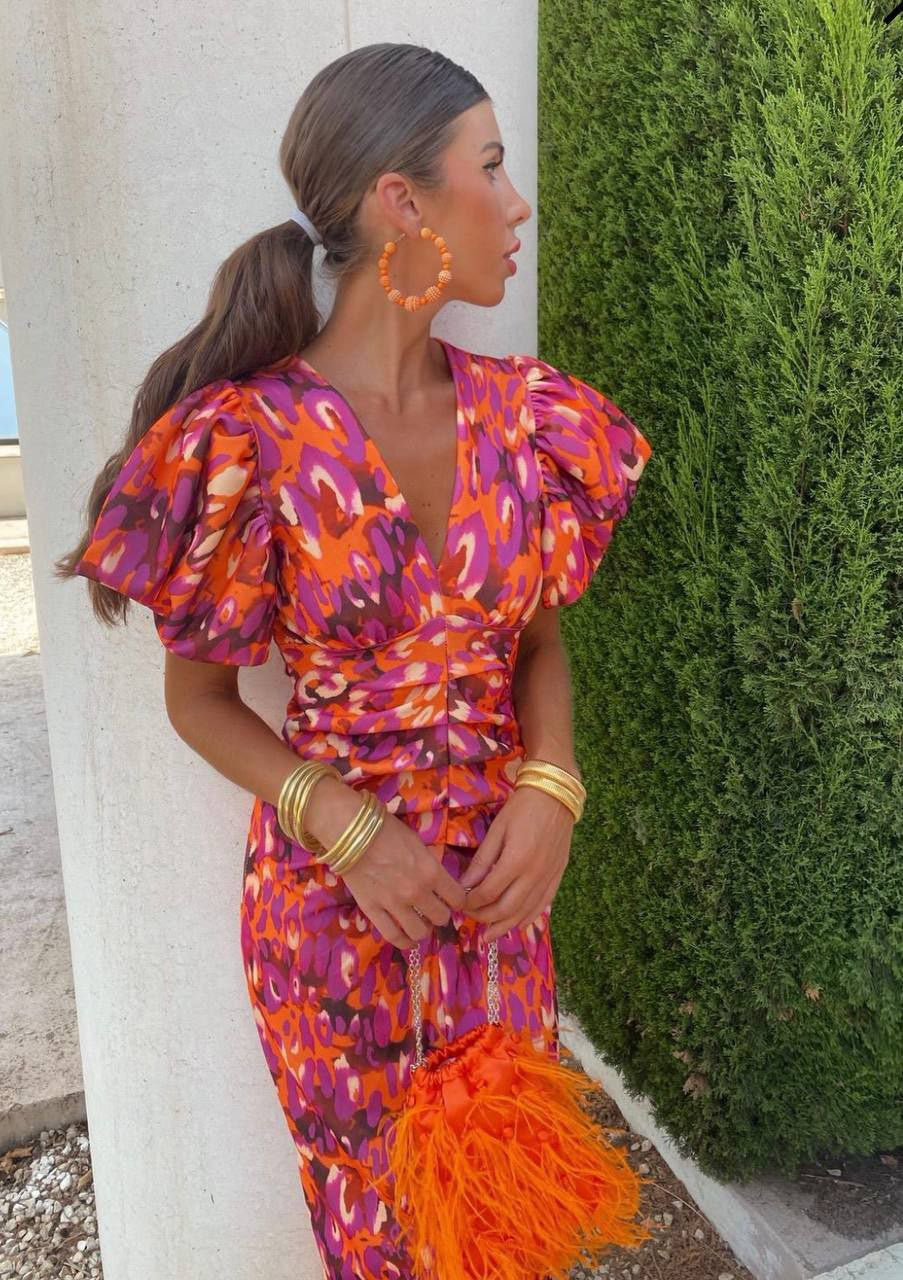Gwen Kjole Dame – Modigt Design & Livlige Farver til en Chic Sommerstil